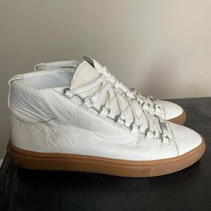 BALENCIAGA ARENA OFF WHITE WITH TAN BOTTOM SIZE 44
